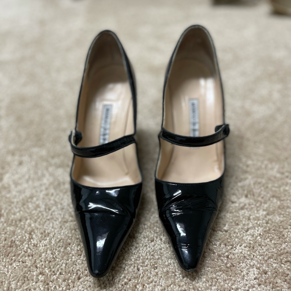 Manolo Blahnik Black One Strap Pump